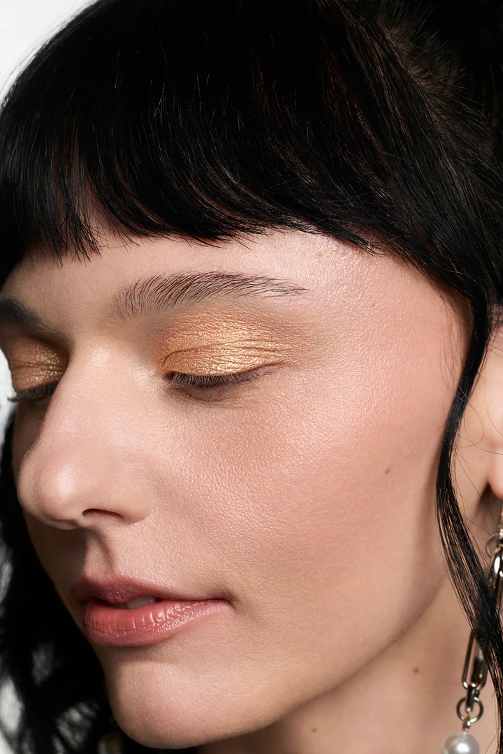 Makeup Without Rules or Limits
